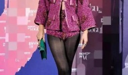 明星黑丝袜穿搭 网红黑料牛奶秋刀鱼,明星网红的秋刀鱼风潮与牛奶黑料穿搭揭秘